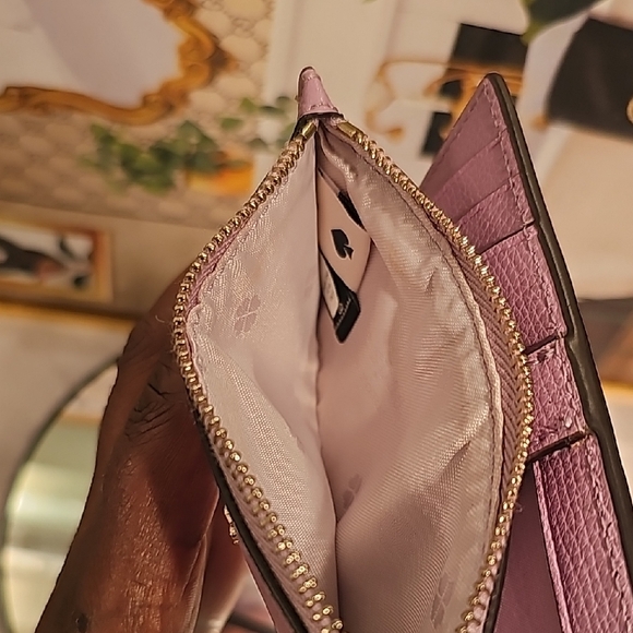 Kate Spade Leila Pebbled Leather Slim Bifold Bright Carnation Wallet - Picture 7 of 10